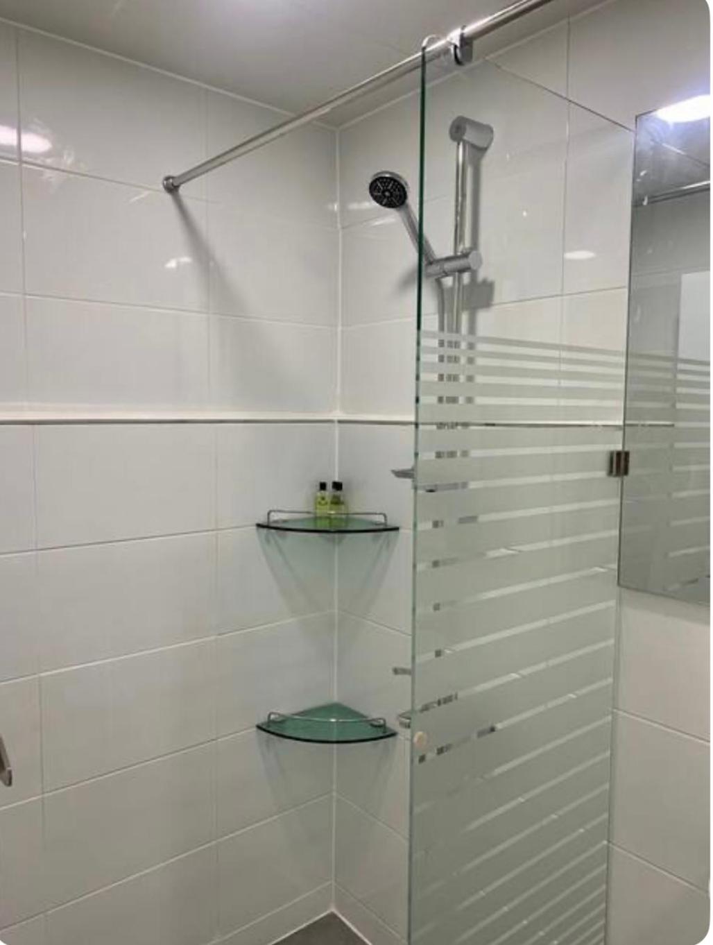 Fully Furnished And Cozy Flat Apartment *